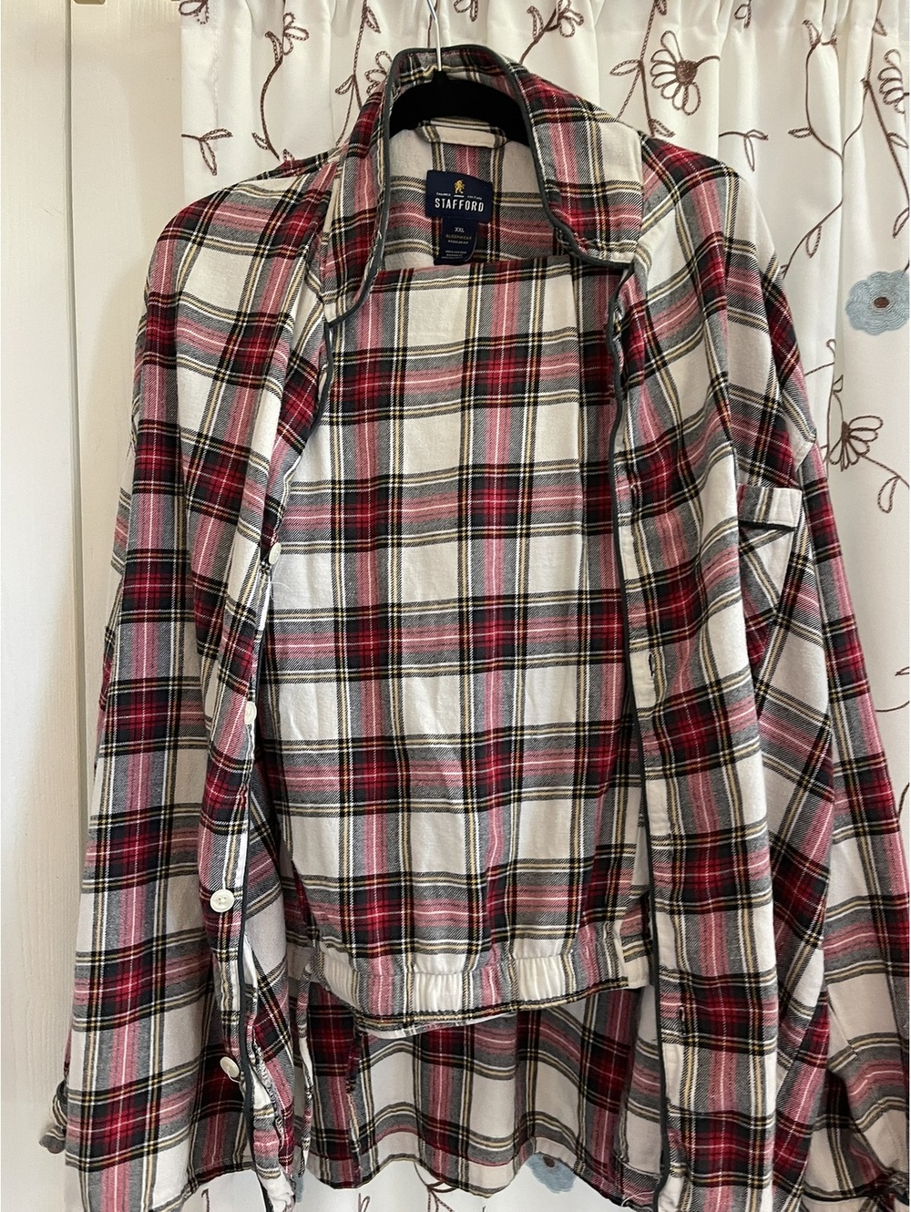 Stafford | XXL | Red Navy Plaid Button Up Shirt - Picture 3 of 8